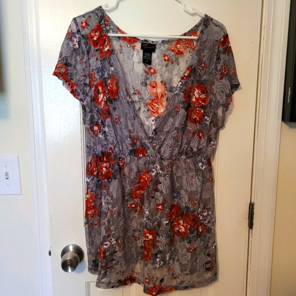 Beautiful Torrid Lace Top